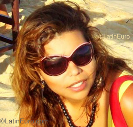 Date this sultry Brazil girl Rachel from Itabuna B1096