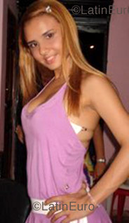 Date this gorgeous Brazil girl Stephanie from Belem B1103