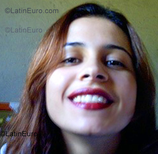 Date this sensual Brazil girl Franciane- from Barra Mansa B1181