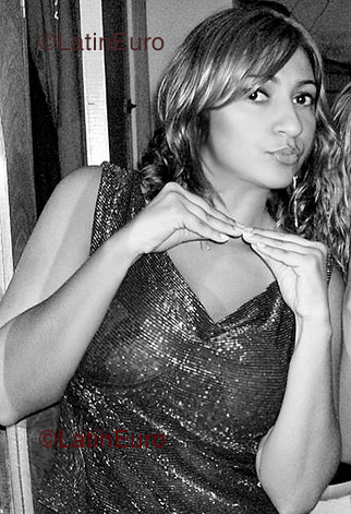 Date this sensual Brazil girl Fabiana from Santa Luzia B1184