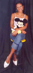 Date this happy Brazil girl Jaqueline from Paranavai B1235