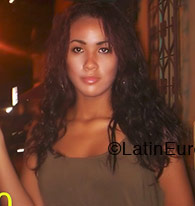 Date this nice looking Brazil girl Cynthia from Ilheus B1260