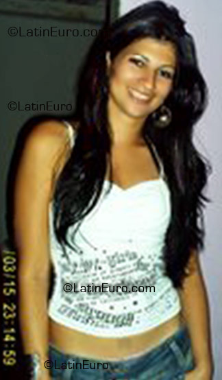 Date this pretty Brazil girl Rachel from Anapolis B1308