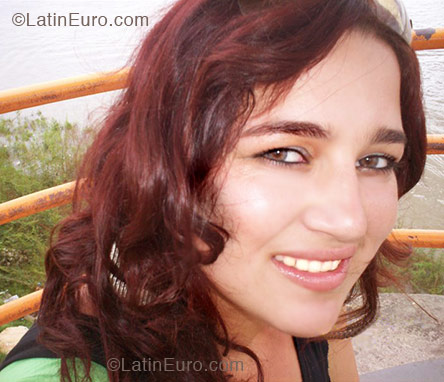 Date this attractive Brazil girl Angelica from Maraba B1334