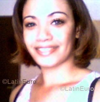 Date this hard body Brazil girl Stefania from Sao Caetano Do Sul B1358