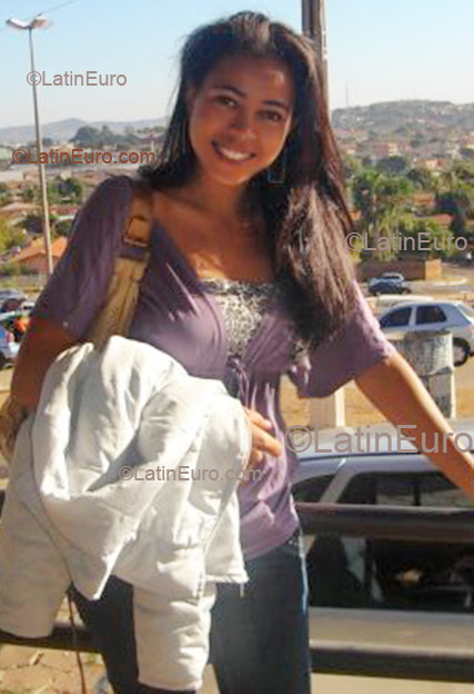 Date this young Brazil girl Sueli from Araguaina B1417