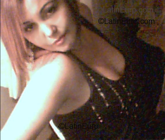 Date this hot Brazil girl Daniella from Santos B1431