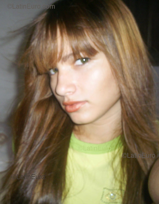 Date this happy Brazil girl Ravenna from Sao Luis B1546