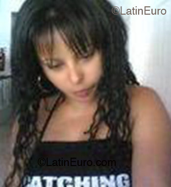 Date this georgeous Brazil girl Katia from Andradina B1567