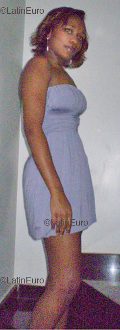 Date this sultry Brazil girl Kamilla from Sao Paulo B1695