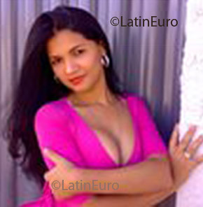 Date this passionate Brazil girl Alynne from Goiania B1792