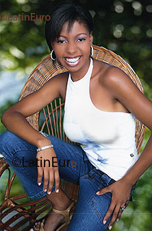 Date this lovely Brazil girl Simone from Belo Horizonte B1808