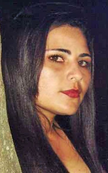 Date this sensual Brazil girl Jussara from  B1912