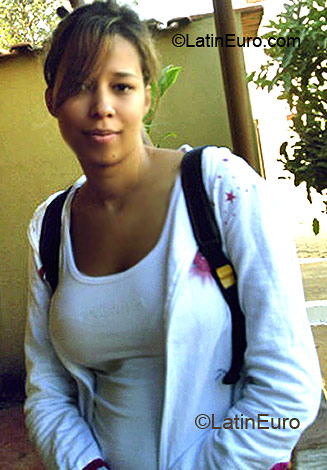 Date this hot Brazil girl Marina from  B1982