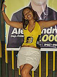 Date this funny Brazil girl Crisnan from Belem B2158