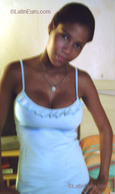 Date this fun Brazil girl Lucimar from Rio de Janeiro B2165