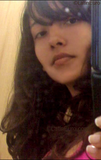 Date this exotic Brazil girl Elaine from Rio de Janeiro B2196
