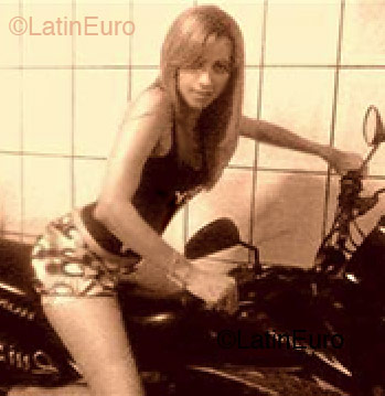 Date this foxy Brazil girl Rosa from Belem B370