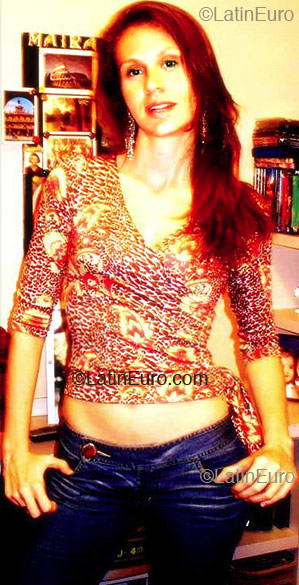 Date this passionate Brazil girl Maira from RIO DE JANEIRO B2346
