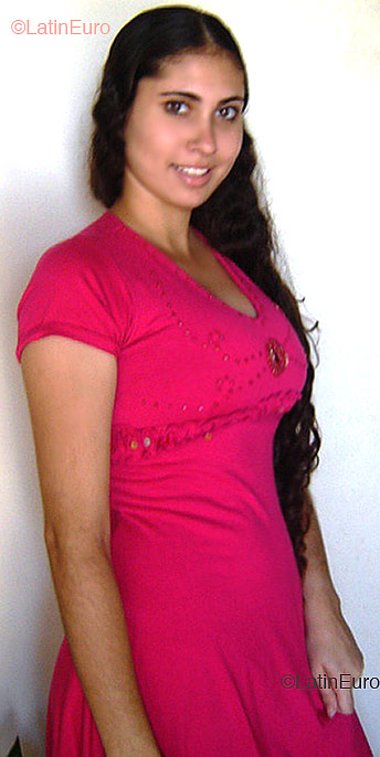 Date this foxy Brazil girl Joyce from ESPIRITO SANTO B2449