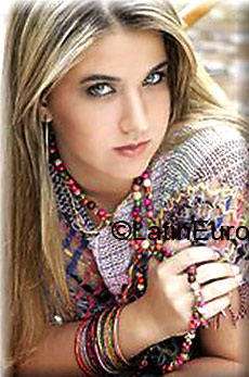 Date this passionate Brazil girl Annelise from Aimores  B2458