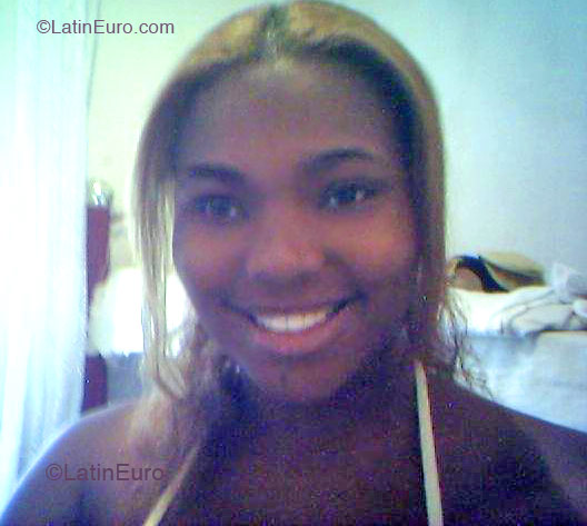 Date this beautiful Brazil girl Domenica from Sao Paulo B2515