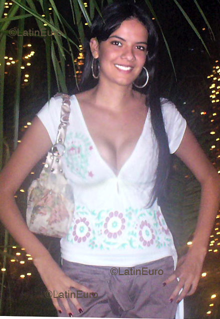 Date this sensual Brazil girl Mylla from GOIANIA B2546