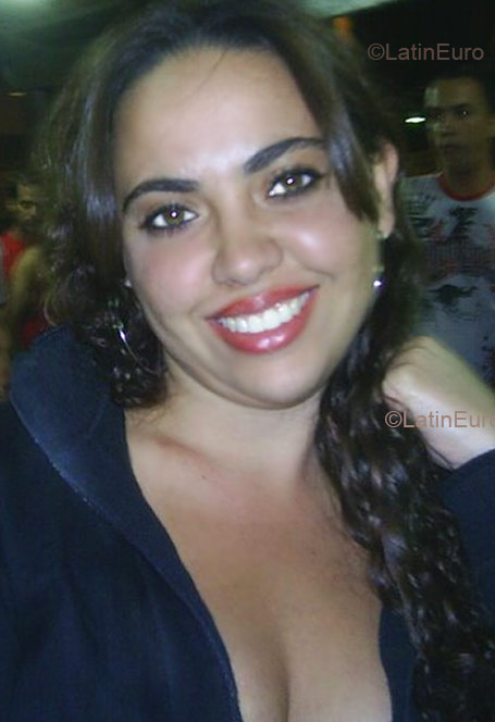Date this pretty Brazil girl Tallyta from SAO PAULO B2560