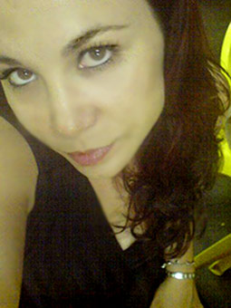Date this happy Brazil girl Patricia from ARACATUBA B2611