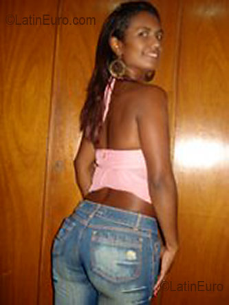 Date this foxy Brazil girl Ana from FORTALEZA B2643