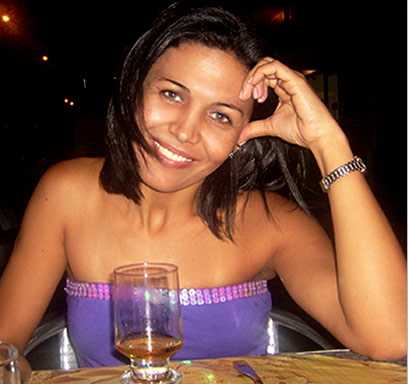 Date this happy Brazil girl Antonia from CAUCAIA B2646