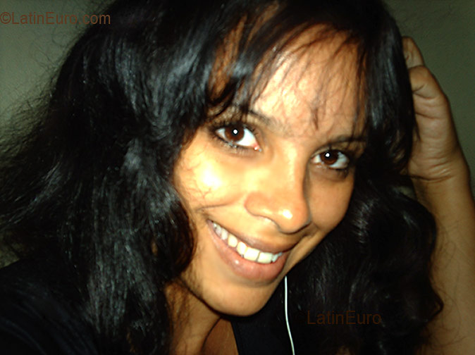 Date this tall Brazil girl Andreia from VITORIA B2654
