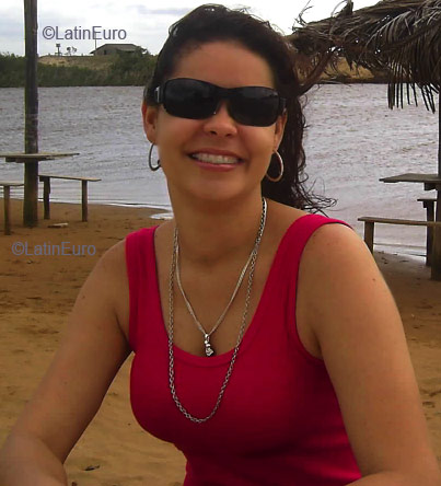 Date this athletic Brazil girl Wanessa from VILA VELHA B2684