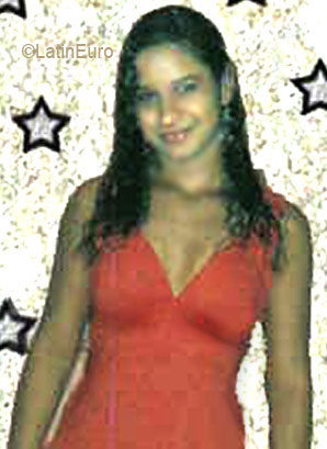 Date this charming Brazil girl Vania from RIO DE JANEIRO B2728