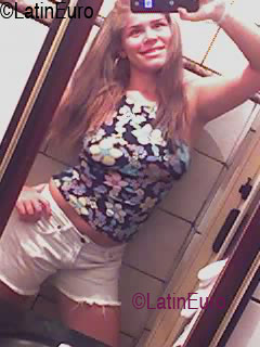 Date this delightful Brazil girl Daiana from RIO DE JANEIRO B2739