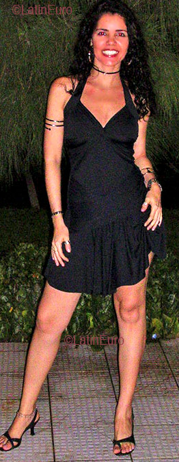 Date this good-looking Brazil girl Flavia from PAULISTA B2865