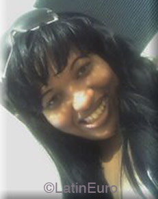 Date this delightful Brazil girl Regiana- from BELO HORIZONTE B2885