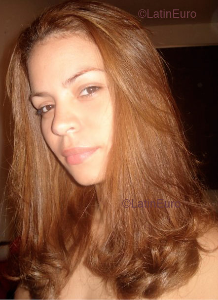 Date this good-looking Brazil girl Elaine from RIO DE JANEIRO B2907