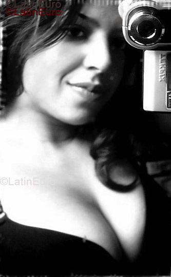 Date this stunning Brazil girl Gabriela from SAO PAULO B2928