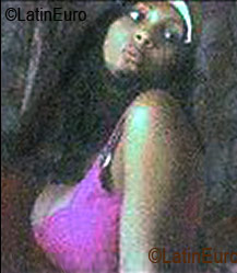 Date this good-looking Brazil girl Paula from RIO VERDE B2980