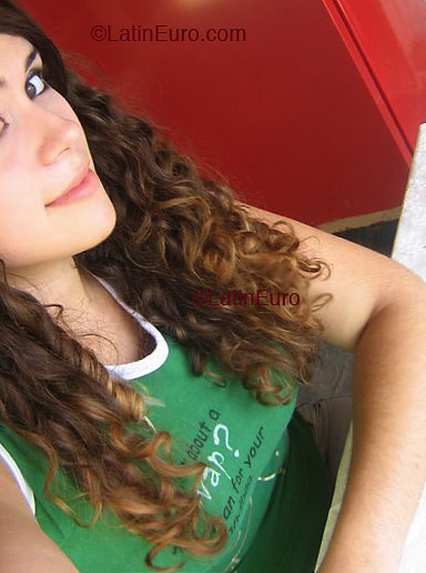 Date this happy Brazil girl Silvia from TEOFILO OTONI B3031