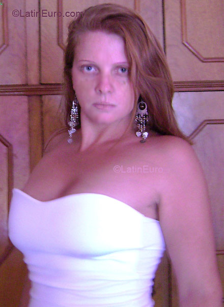 Date this cute Brazil girl Adriana from NOVA FRIBURGO B3042