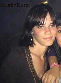 Date this nice looking Brazil girl Dayane from ITUIUTABA B3062