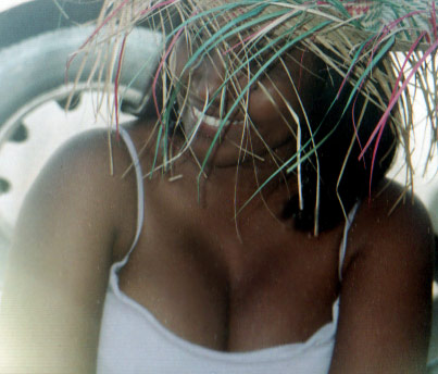 Date this voluptuous Brazil girl Catia from SALVADOR B3093