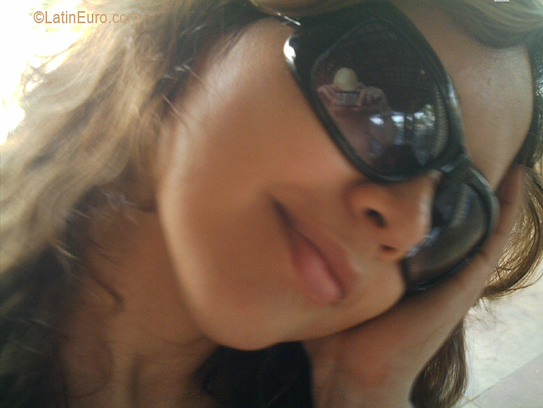 Date this gorgeous Brazil girl Cintia from FORTALEZA B3115