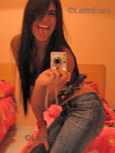 Date this pretty Brazil girl Yasmim from RIO DE JANEIRO B3239