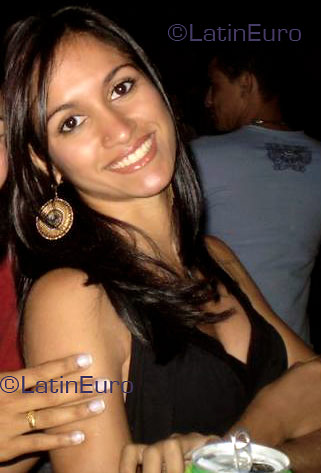 Date this hot Brazil girl Juli from GOIAS B3358