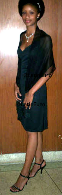 Date this athletic Brazil girl Thais from SAO PAULO B3379