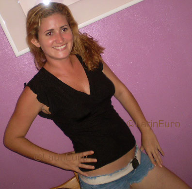 Date this athletic Brazil girl Karla from RECIFE B3471