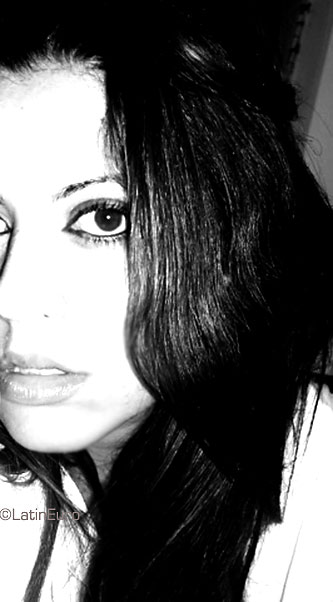 Date this passionate Brazil girl Viviane from BRASILIA B3514